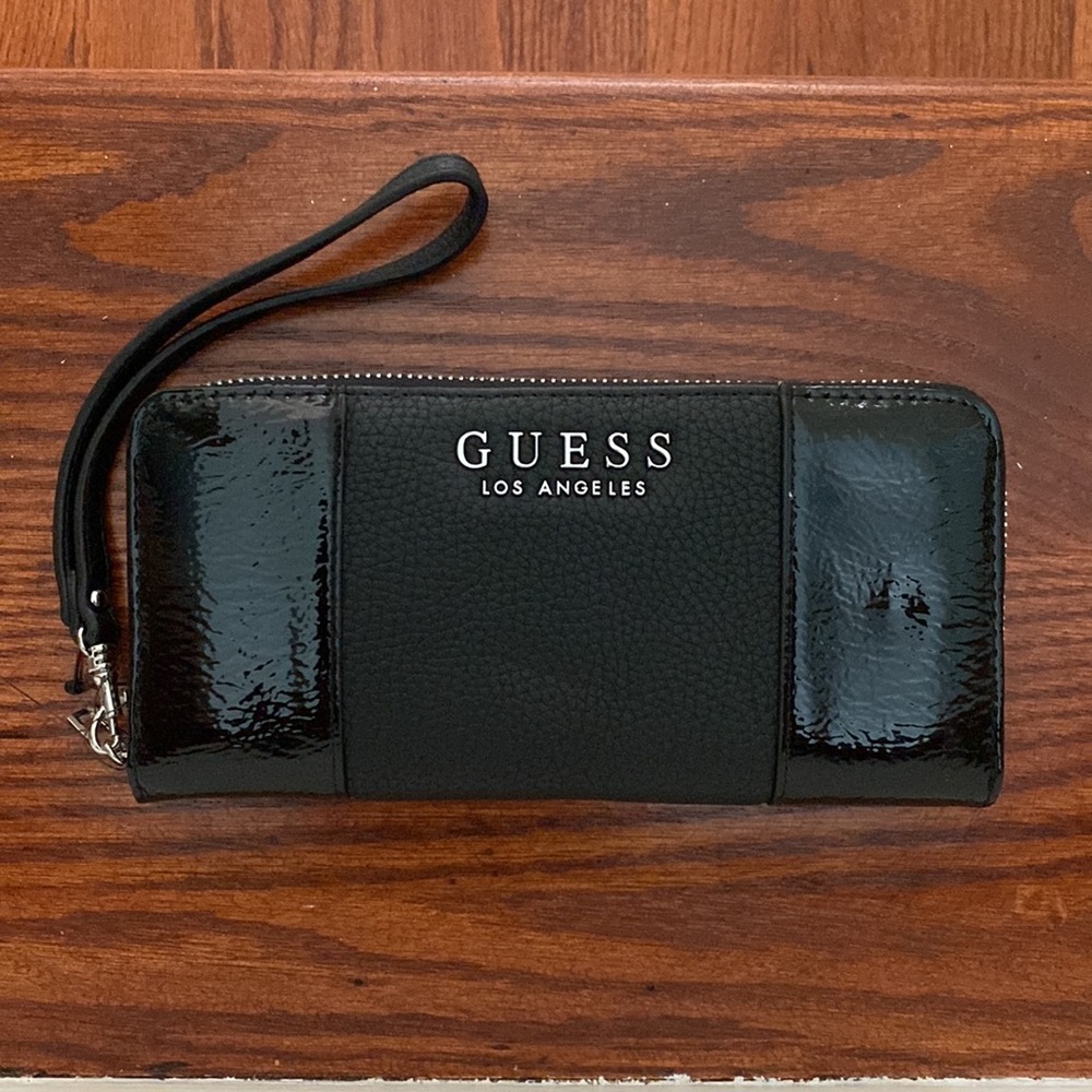 Guess wallet